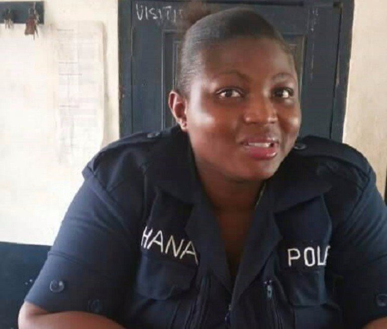 Pretty Policewoman Commits Suicide Over Failed Love life(Photo)