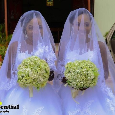 twins wed8