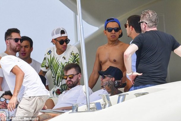 neymar and friends3pg