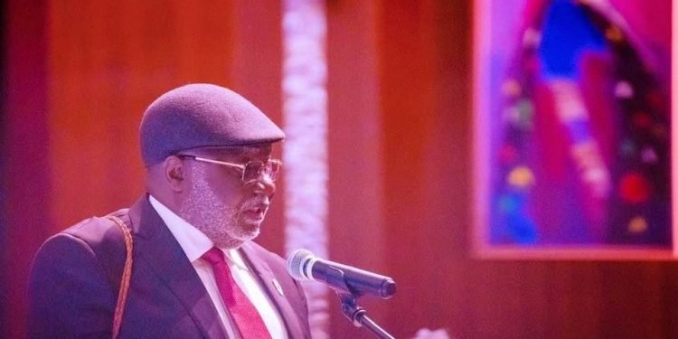 PHOTO NEWS: Justice Olukayode Ariwoola Takes Oath As Acting Chief Justice of Nigeria