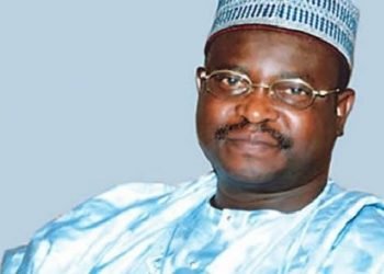 Ghali Umar Na’Abba Spotted With Walking Aid (Video)