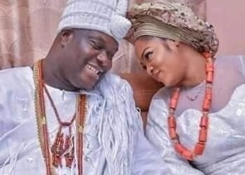 Ooni Of Ife Finally Dumps Queen Naomi…Meet New Wife Who Has Vowed To Be His Last Bus Stop!