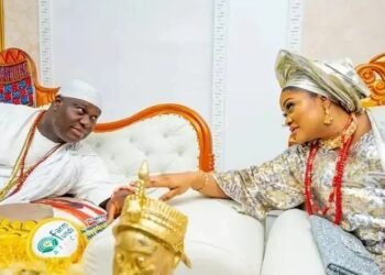 Ooni Finally Dumps Naomi, Marries New Wife