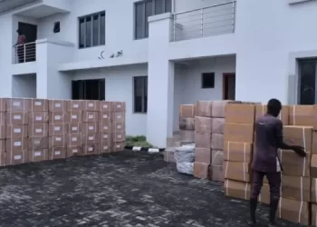 Billionaire Drug Baron In VGC Lagos Arrested With &nbsp;N8.8billion Worth Of Tramadol