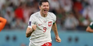 Lewandowski Finally Powers On As Poland Push Past Saudi Arabia