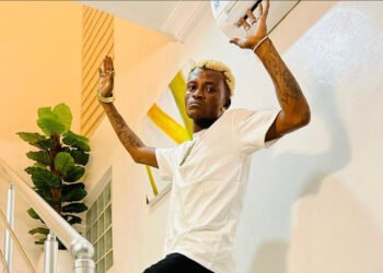 Portable Seeks Divine Intervention In Church After Being Declared Wanted By Ogun State Government