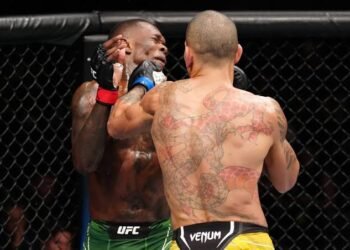 Pereira Knocks Out Adesanya, Becomes New UFC Middleweight Champion