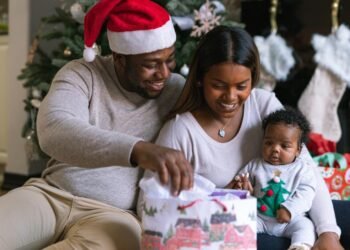 8 Things To Gift Your Favourite Person As A Christmas Present