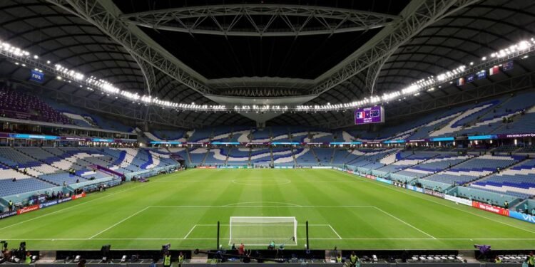 1 This will be the eighth meeting between Brazil and Korea Republic, and the first ever competitive meeting between the two sides. Brazil have won six of the previous seven matches (L1), most recently a 5-1 victory in June. 2 Korea Republic have never previously beaten a South American side at the World Cup, drawing twice and losing four times. 3 Brazil have lost four of their last 10 matches at the World Cup (W5 D1) – their previous four defeats in the competition were spread across 36 matches (W26 D6). 4 This will be Korea Republic’s first game in the knockout stages of the World Cup since 2010, when they were beaten by Uruguay in the round of 16 (1-2). They have only won one of their five games beyond the group stage in the competition (D1 L3), with that victory coming against Italy in the round of 16 in 2002. 5 Brazil have progressed from each of their last seven round of 16 matches at the World Cup, only failing to win in normal time once during this run, progressing via penalties against Chile in 2014. They were last eliminated at this stage in 1990 against Argentina.