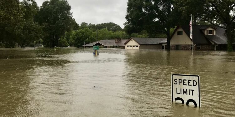 Flood Takes Over Lugbe Community In Abuja