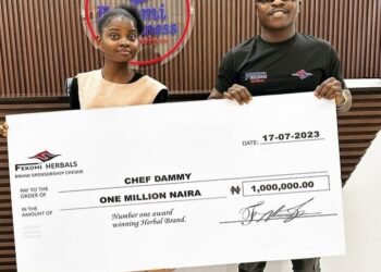 Chef Dammy Receives N1 Million From Businessman (Photos)