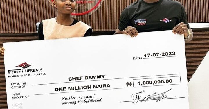 Chef Dammy Receives N1 Million From Businessman (Photos)