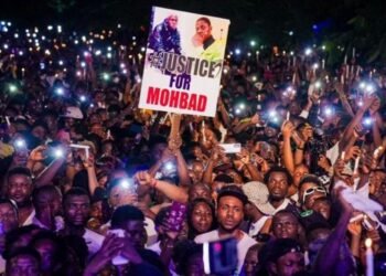Mohbad: Sympathizers Reportedly Dispersed With Tear Gas At Lekki Tollgate During Singer's Burial