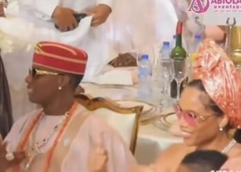Wizkid Buries Mum With All Babymamas, Kids Present (Video)