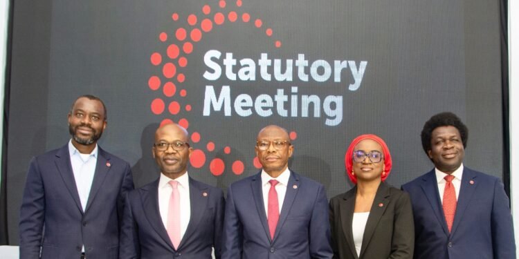 Shareholders Praise Sterling HoldCo Performance And Leadership