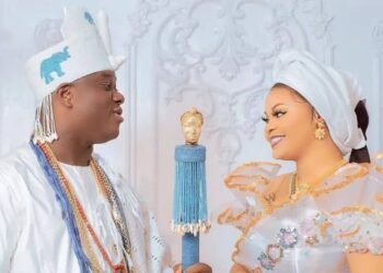 BREAKING: Ooni of Ife  And Queen Tobi Welcome A Set Of Twins