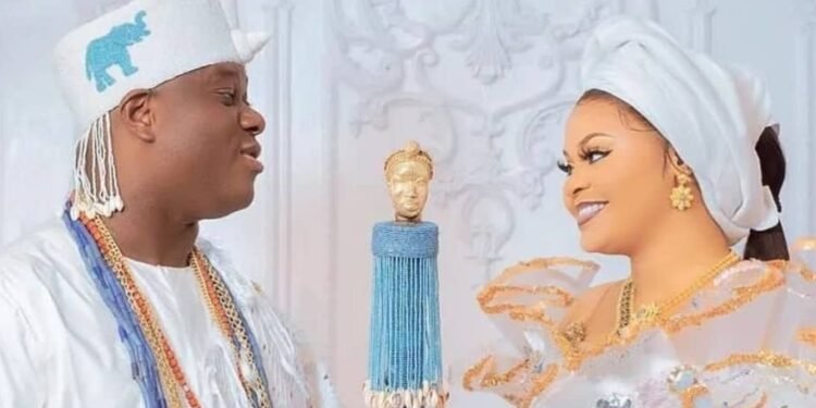 BREAKING: Ooni of Ife  And Queen Tobi Welcome A Set Of Twins