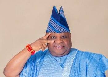 Gov Adeleke Tells 28-Year-Old Daughter, “Go Get Married”