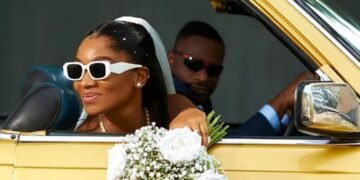 Wofai Fada Marries Taiwo Cole Despite Being Rejected By His Family…Couple Weds In Registry