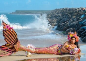 How Bobrisky Was Bundled Out Of Airplane En route London