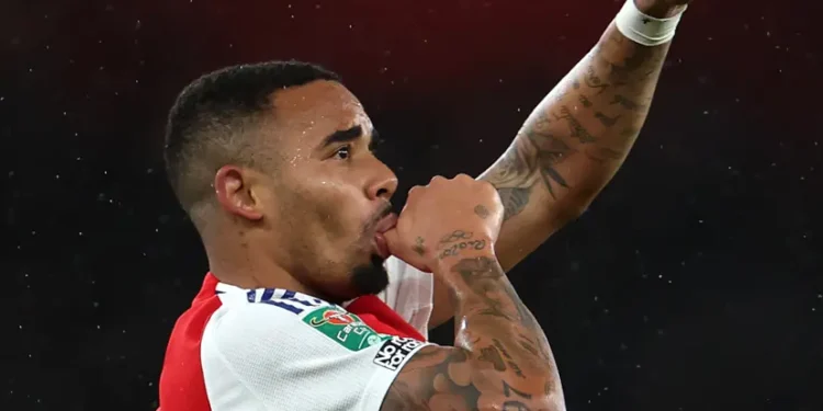 Premier League: Arsenal Overcome Ipswich 1-0 in Saka's Absence to Close Gap on Liverpool