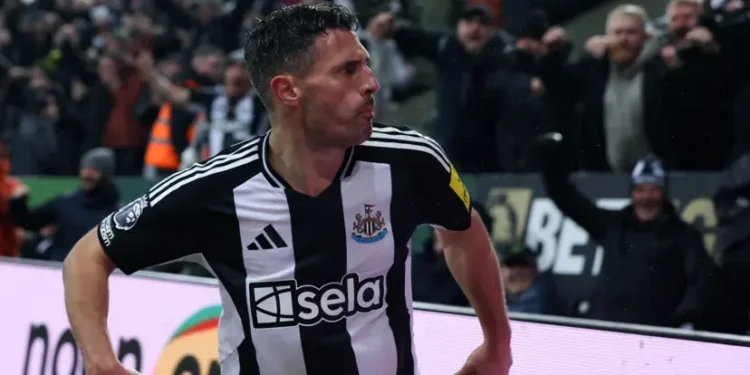 Schar’s Stunning Goal Secures 3-3 Draw for Newcastle Against Liverpool