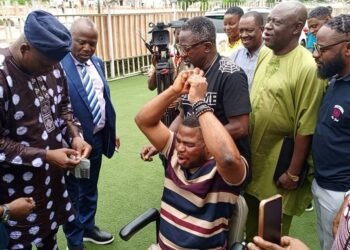 Adelabu Condoles Yinka Ayefele Over Fresh FM Fire…As Seyi Makinde Gifts Him Brand New SUV