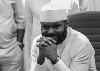 Seyi Tinubu Celebrates Wife At Wedding Anniversary