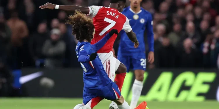 Arsenal Fight Back to Earn 1–1 Draw Against 10-Man Chelsea at Stamford Bridge