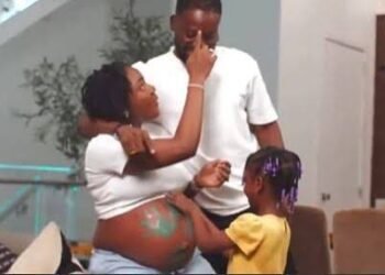 Simi Shows Off Baby Bump In Adekunle Gold’s Latest Music Video