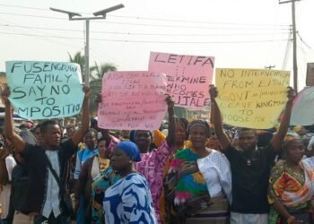 Protest Hits Ijebu Ode Over Alleged Plan To Impose Awujale Candidate