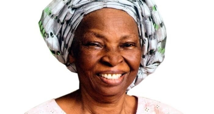 Son of ‘Odun n Lo Sopin’ Singer Dismisses False Death Reports