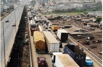 Massive Gridlock Hits Lagos-Ibadan Expressway Amid Kara Bridge Repairs