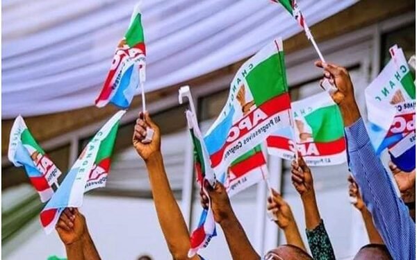 Lagos APC Celebrates Eid-l-Fitri with Muslim Faithfuls