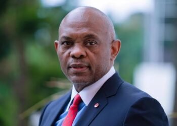 Tony Elumelu Lays Father-In-Law To Rest In Delta
