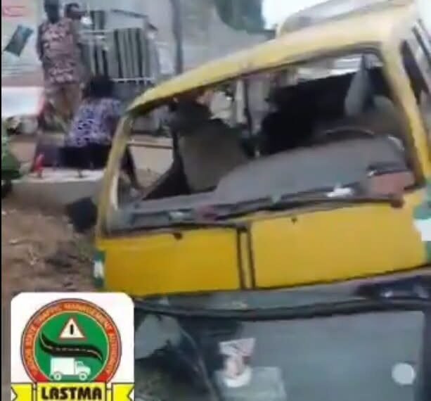 Brake Failure Leaves Four Injured As Bus Crashes Into Ditch In Lagos