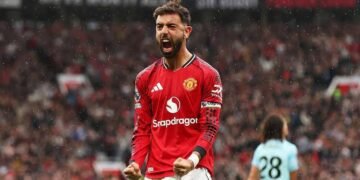 Fernandes Leads United To Win, Spurs Survive As West Ham Relegated