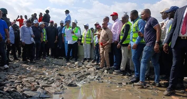 Benin-Asaba Highway: FG Apologises To Nigerians, Moves To Review Road Concessions