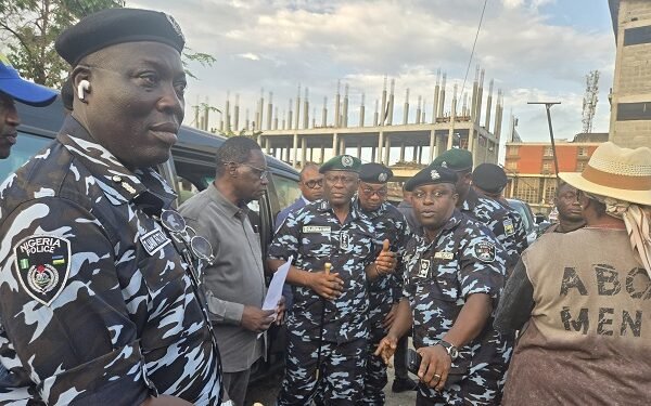 Disu Inspects Lagos Barracks, Promises Improved Accommodation For Policemen
