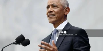 Obama: Governments Would Perform Better If Women Were In Charge