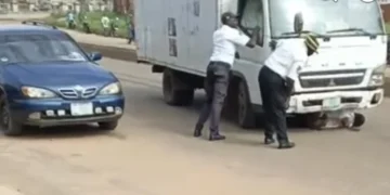 Truck Runs Over VIO Officer In Ondo