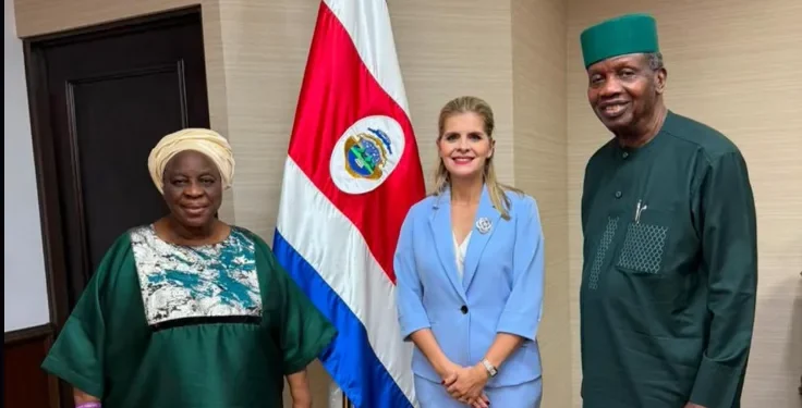 Adeboye Visits Costa Rica President